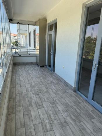 GÜVENAY - ÇORUM ÜÇTUTLAR AHÇILAR SOKAKLAR'DA GENİŞ LÜKS 4+1 KİRALIK DAİRE