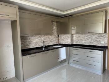 GÜVENAY - ÇORUM ÜÇTUTLAR AHÇILAR SOKAKLAR'DA GENİŞ LÜKS 4+1 KİRALIK DAİRE