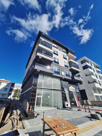 GÜVENAY - ÇORUM ÇEPNİ FEN LİSESİ CADDESİ ÜZERİ 4+1 SATILIK DAİRE