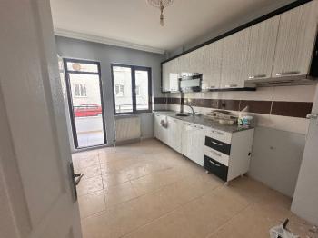 GÜVENAY - ÇORUM İKİZLER BENZİNLİĞİ ARKASI KİRALIK 2+1 DAİRE 