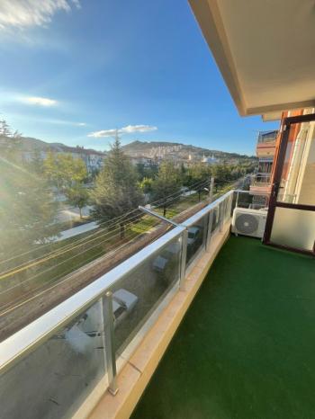 AFYON ÜÇOK EMLAKTAN KANLICA MAHALLESİNDE 3+1 LÜX SATILIK DAİRE