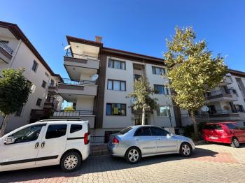 AFYON ÜÇOK EMLAKTAN ESENTEPE MAH KİRALIK 3+1 BAKIMLI TEMİZ DAİRE
