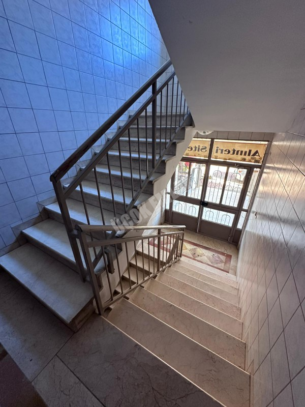 AFYON ÜÇOK EMLAKTAN ESENTEPE MAH KİRALIK 3+1 BAKIMLI TEMİZ DAİRE