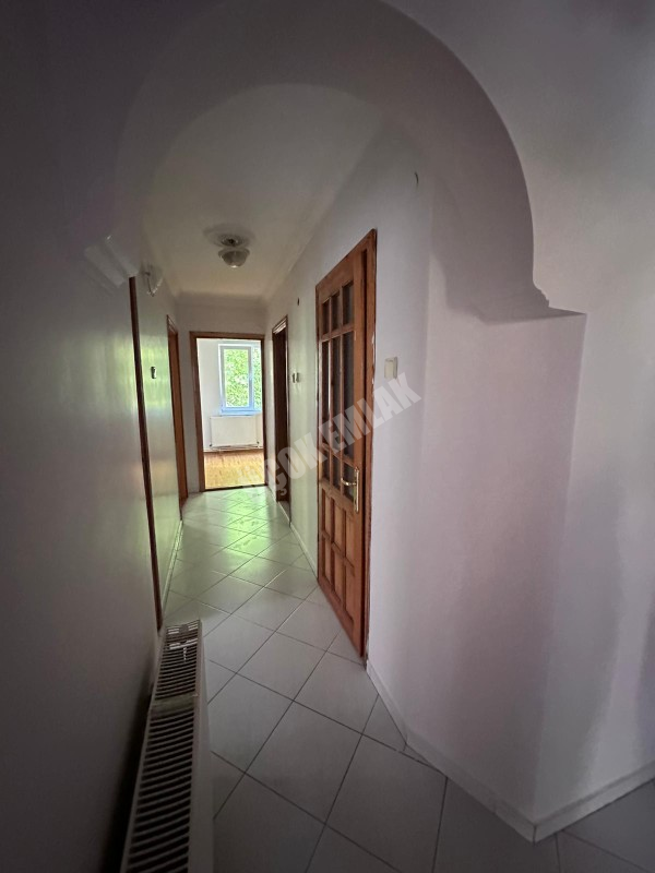 AFYON ÜÇOK EMLAKTAN ESENTEPE MAH KİRALIK 3+1 BAKIMLI TEMİZ DAİRE