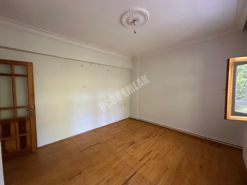 AFYON ÜÇOK EMLAKTAN ESENTEPE MAH KİRALIK 3+1 BAKIMLI TEMİZ DAİRE