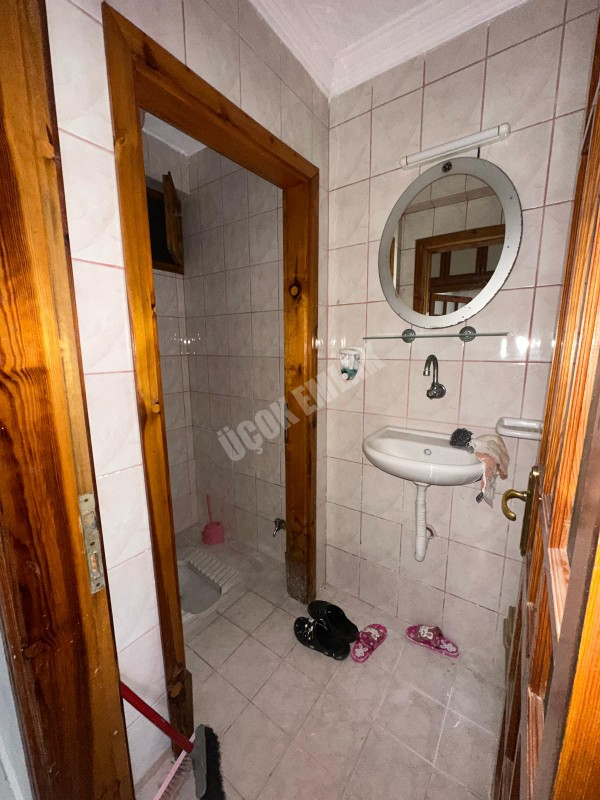 AFYON ÜÇOK EMLAKTAN ESENTEPE MAH KİRALIK 3+1 BAKIMLI TEMİZ DAİRE