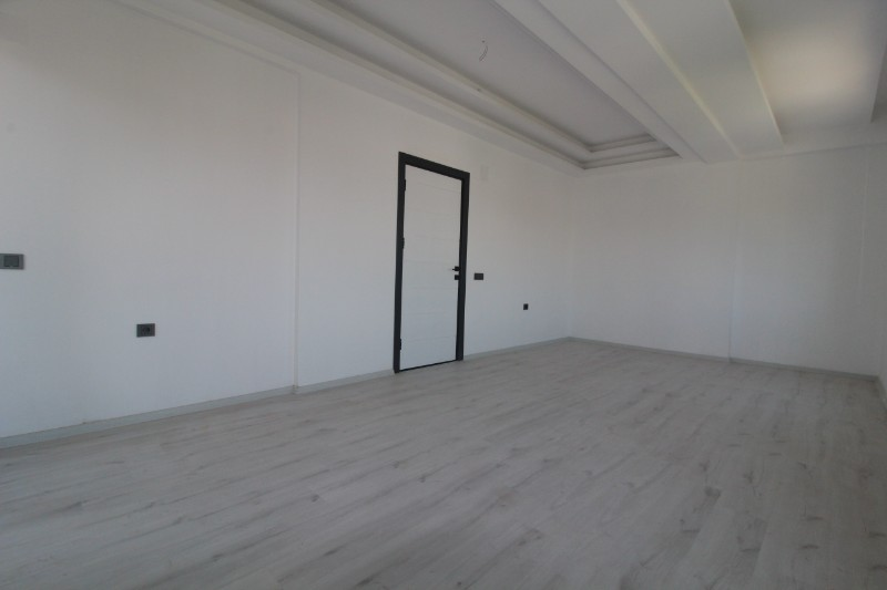 ASLAN'DAN MEZİTLİ DE ULAŞIMA YAKIN B.MUTFAK SIFIR 2+1