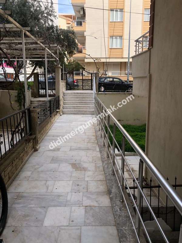  DİDİM EFELER MAHALLESİNDE EMSALLERİNE GÖRE UYGUN  FIRSAT FİYAT 2+1 DAİRE