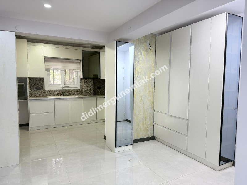 DİDİM ÇAMLIK MAHALLESİNDE 4+1 3. KOYA SADECE 700 METRE MESAFEDE SATILIK LÜKS VİLLA