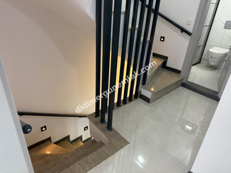 DİDİM ÇAMLIK MAHALLESİNDE 4+1 3. KOYA SADECE 700 METRE MESAFEDE SATILIK LÜKS VİLLA