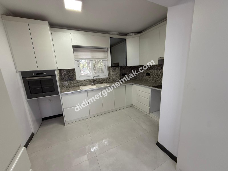 DİDİM ÇAMLIK MAHALLESİNDE 4+1 3. KOYA SADECE 700 METRE MESAFEDE SATILIK LÜKS VİLLA