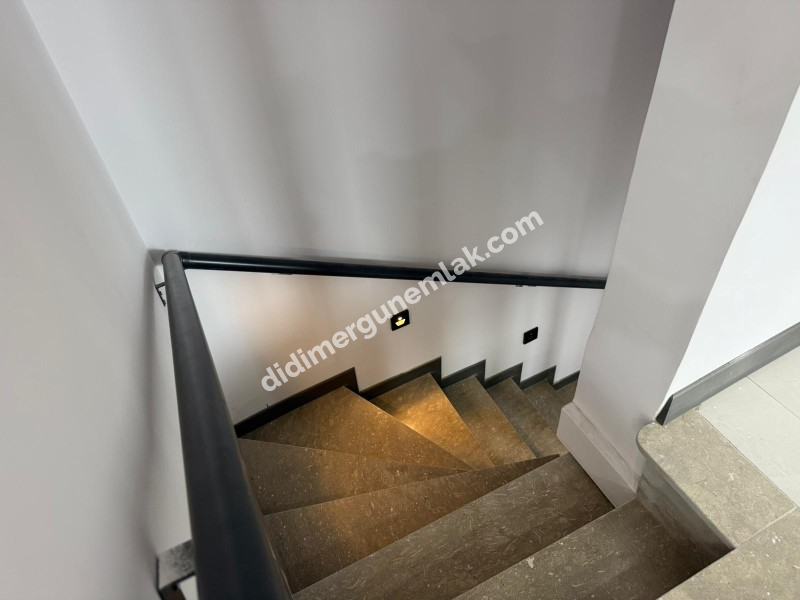 DİDİM ÇAMLIK MAHALLESİNDE 4+1 3. KOYA SADECE 700 METRE MESAFEDE SATILIK LÜKS VİLLA