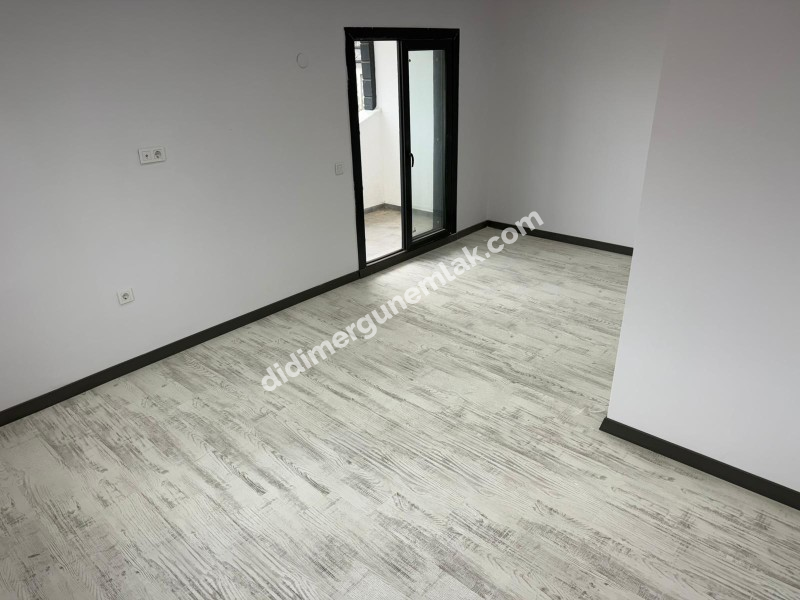 DİDİM ÇAMLIK MAHALLESİNDE 4+1 3. KOYA SADECE 700 METRE MESAFEDE SATILIK LÜKS VİLLA