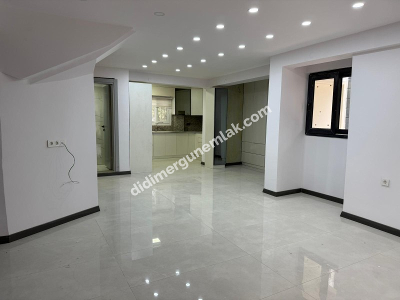 DİDİM ÇAMLIK MAHALLESİNDE 4+1 3. KOYA SADECE 700 METRE MESAFEDE SATILIK LÜKS VİLLA