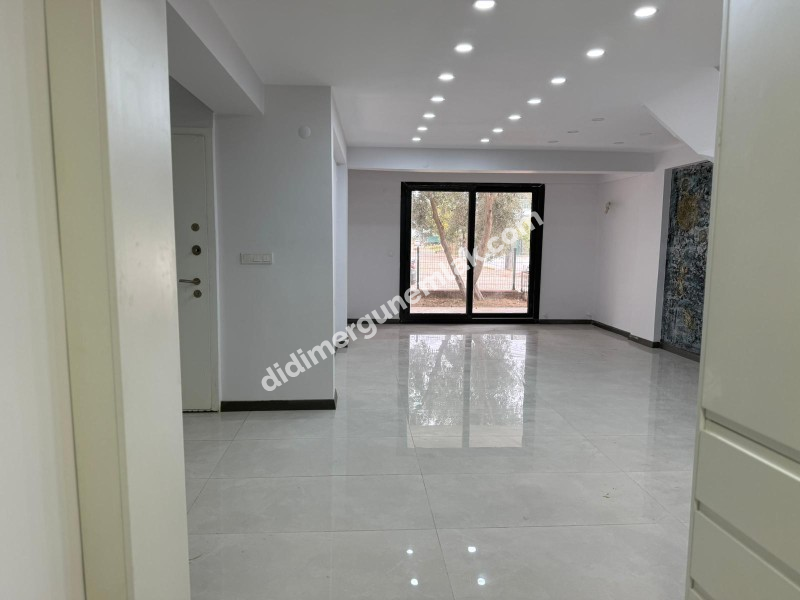 DİDİM ÇAMLIK MAHALLESİNDE 4+1 3. KOYA SADECE 700 METRE MESAFEDE SATILIK LÜKS VİLLA