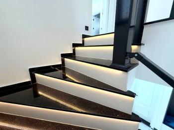 Didim Efeler Mahallesinde Satılık 4+1 Tam Müstakil Villa