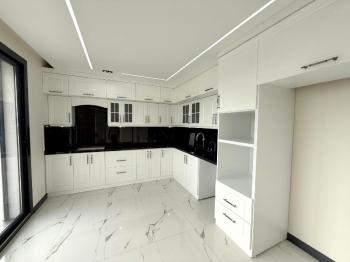 Didim Efeler Mahallesinde Satılık 4+1 Tam Müstakil Villa