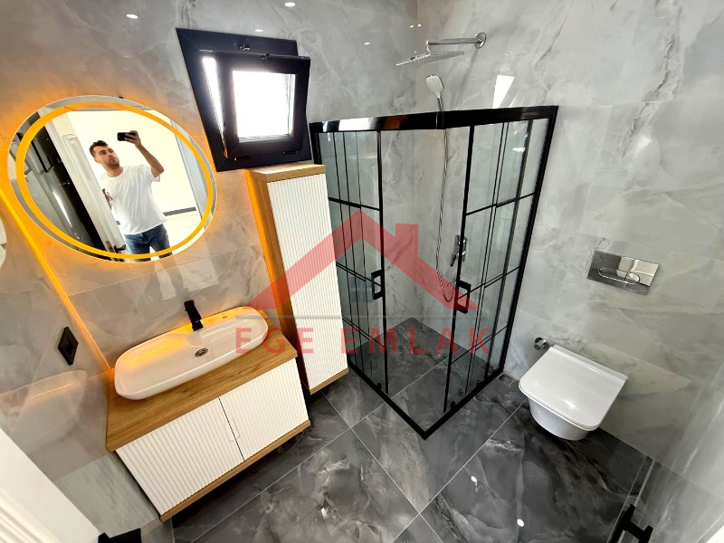 Didim Efeler Mahallesinde Satılık 4+1 Tam Müstakil Villa