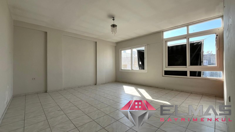 Elmas’tan Mahmudiye Mah.’de 4 Katlı Satılık Komple Bina