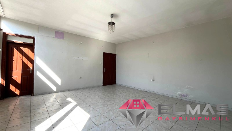 Elmas’tan Mahmudiye Mah.’de 4 Katlı Satılık Komple Bina