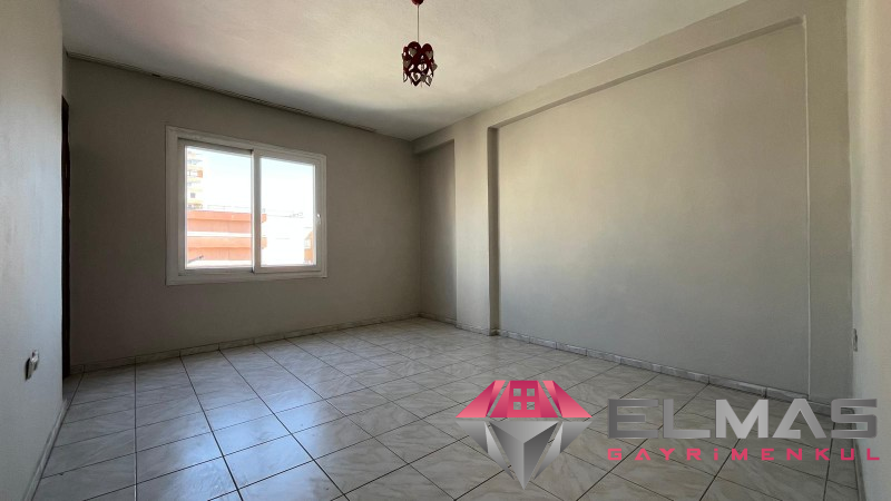 Elmas’tan Mahmudiye Mah.’de 4 Katlı Satılık Komple Bina