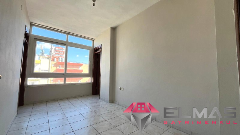 Elmas’tan Mahmudiye Mah.’de 4 Katlı Satılık Komple Bina