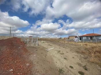 GÜVENAY - ÇORUM OSMANCIK YOLU ÜZERİ  PALMİYE GARDEN SİTESİN'DE  BAHÇE 