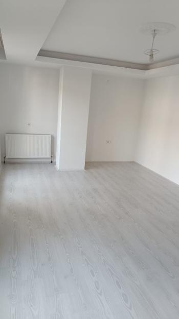 GÜVENAY - ÇORUM BAHÇELİEVLER M.AKİF ERSOY CADDESİ 3+1 KİRALIK DAİRE