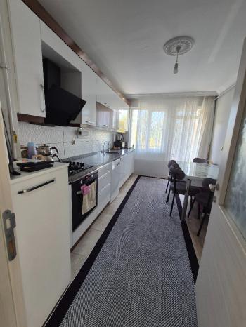 GÜVENAY - ÇORUM GÜLABİBEY ATATÜRK ORTAOKULU KARŞISI  3+1 SATILIK LÜKS DAİRE