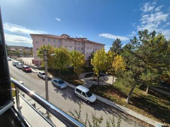 GÜVENAY - ÇORUM GÜLABİBEY ATATÜRK ORTAOKULU KARŞISI  3+1 SATILIK LÜKS DAİRE