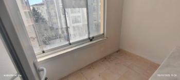 GÜVENAY - ÇORUM BAHÇELİEVLER İLKOKULU YANI KİRALIK 3+1  DAİRE