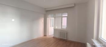 GÜVENAY - ÇORUM BAHÇELİEVLER İLKOKULU YANI KİRALIK 3+1  DAİRE