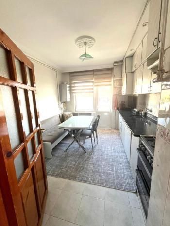 GÜVENAY - ÇORUM BAHÇELİEVLER M. AKİF ERSOY 1. CADDESİ  ÜZERİ SATILIK 3+1  DAİRE