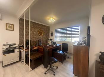 GÖÇMENKÖY' DE ANA CADDE ÜZERİNDE  TÜRK MALI DÜKKAN 