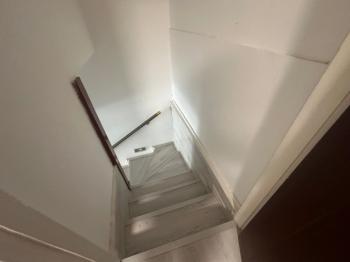 GÖÇMENKÖY' DE ANA CADDE ÜZERİNDE  TÜRK MALI DÜKKAN 