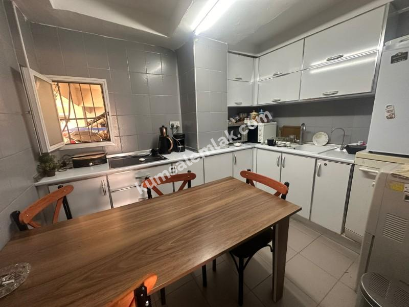 GÖÇMENKÖY' DE ANA CADDE ÜZERİNDE  TÜRK MALI DÜKKAN 