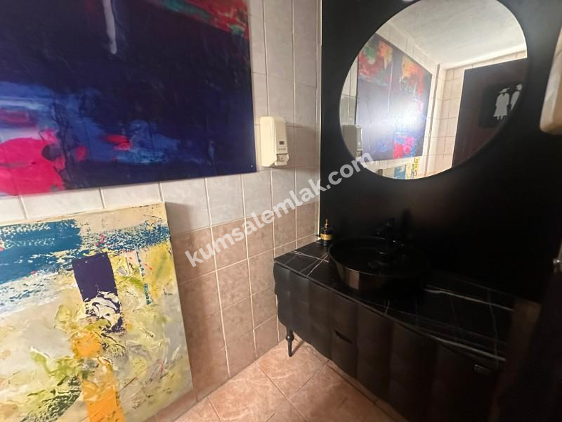 GÖÇMENKÖY' DE ANA CADDE ÜZERİNDE  TÜRK MALI DÜKKAN 