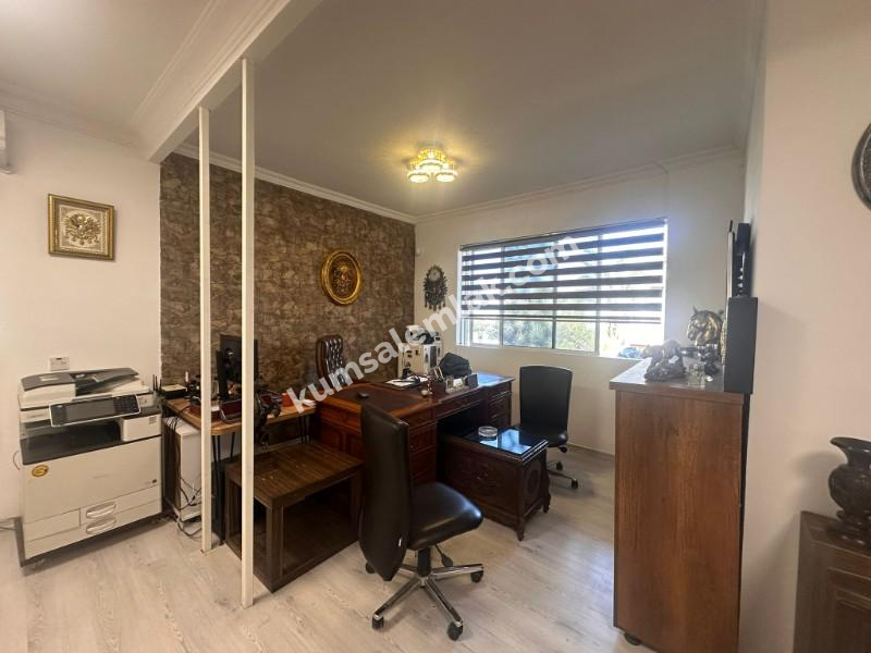 GÖÇMENKÖY' DE ANA CADDE ÜZERİNDE  TÜRK MALI DÜKKAN 