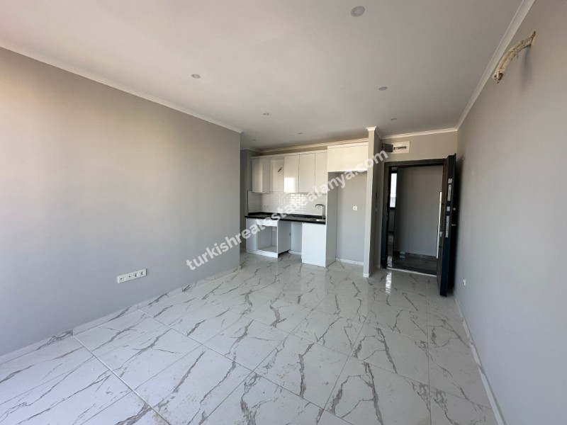 1+1  satılık  Daire Alanya Avsallar   