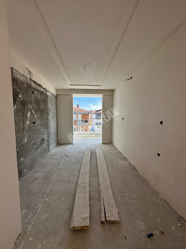 AFYON ÜÇOK EMLAKTAN MAREŞAL F ÇAKMAK MAH SATILIK SIFIR ULTRA LÜX  3+1 DAİRELER