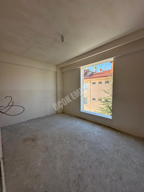 AFYON ÜÇOK EMLAKTAN MAREŞAL F ÇAKMAK MAH SATILIK SIFIR ULTRA LÜX  3+1 DAİRELER