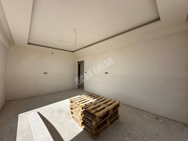 AFYON ÜÇOK EMLAKTAN MAREŞAL F ÇAKMAK MAH SATILIK SIFIR ULTRA LÜX  3+1 DAİRELER