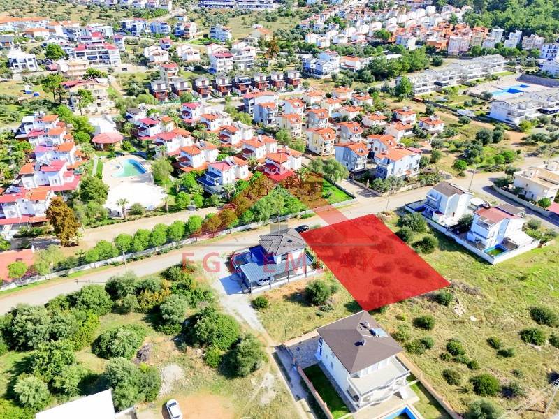 Didim Akbükde Satılık Villa İmarlı Arsa