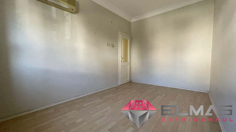 Elmas'tan Deniz Mah. 7/24 Güvenlikli Site İçerisinde Triblex