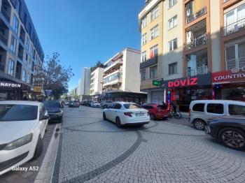 GÖKTÜRK BELEDİYE CADDESİ PRESTİJLİ SİTEDE SATILIK FIRSAT 1+1 DAİRE