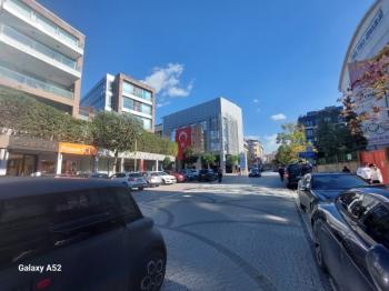 GÖKTÜRK BELEDİYE CADDESİ PRESTİJLİ SİTEDE SATILIK FIRSAT 1+1 DAİRE