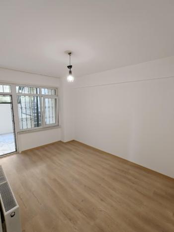 ÜSKÜDAR SELAMİALİ FISTIKAĞACINDA 3+1 SATILIK DAİRE