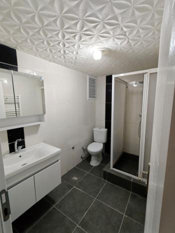 ÜSKÜDAR SELAMİALİ FISTIKAĞACINDA 3+1 SATILIK DAİRE