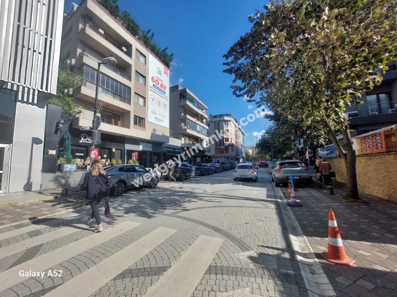 GÖKTÜRK BELEDİYE CADDESİ PRESTİJLİ SİTEDE SATILIK FIRSAT 1+1 DAİRE