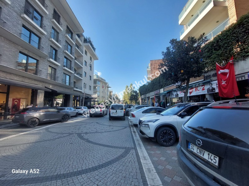 GÖKTÜRK BELEDİYE CADDESİ PRESTİJLİ SİTEDE SATILIK FIRSAT 1+1 DAİRE